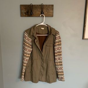 Womens Jacket—size L—Olive Colored